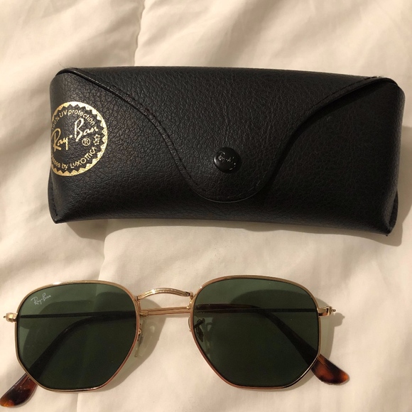 Ray-Ban